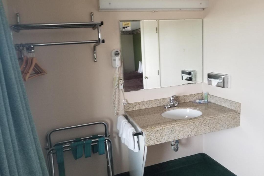 Photo of Others in Eldon