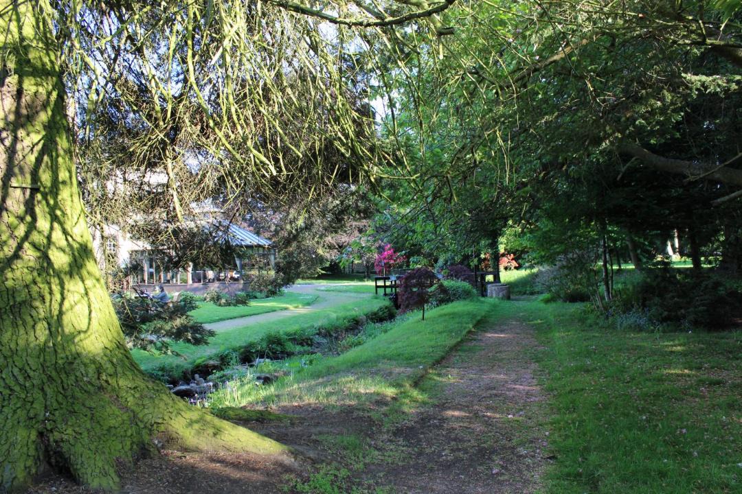 Photo of Others in Almondbank