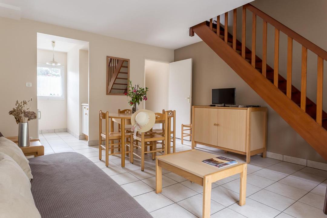 Photo of Others in Penestin