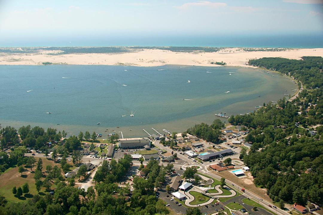 Photo of Others in Silver Lake