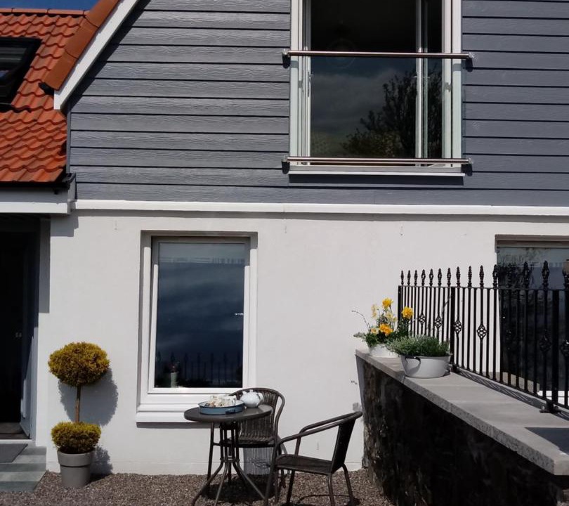 Photo of Buildings in Largo Ward