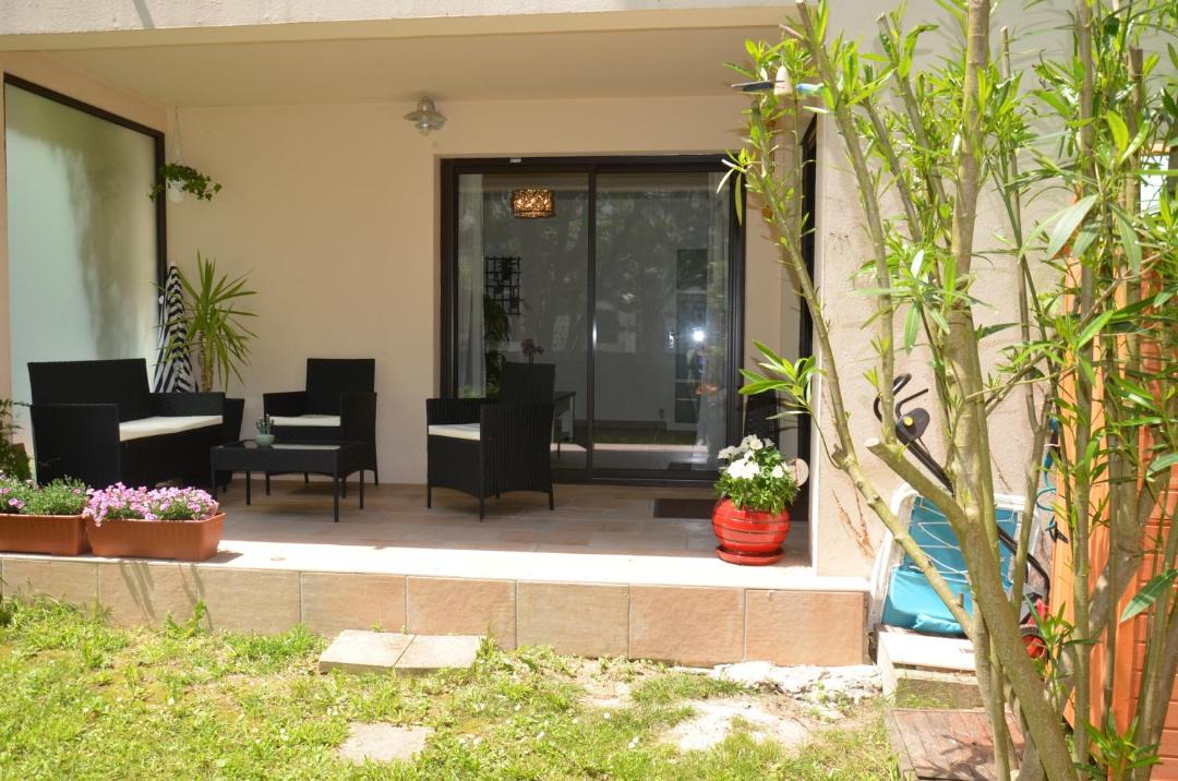 Photo of Others in Bayonne