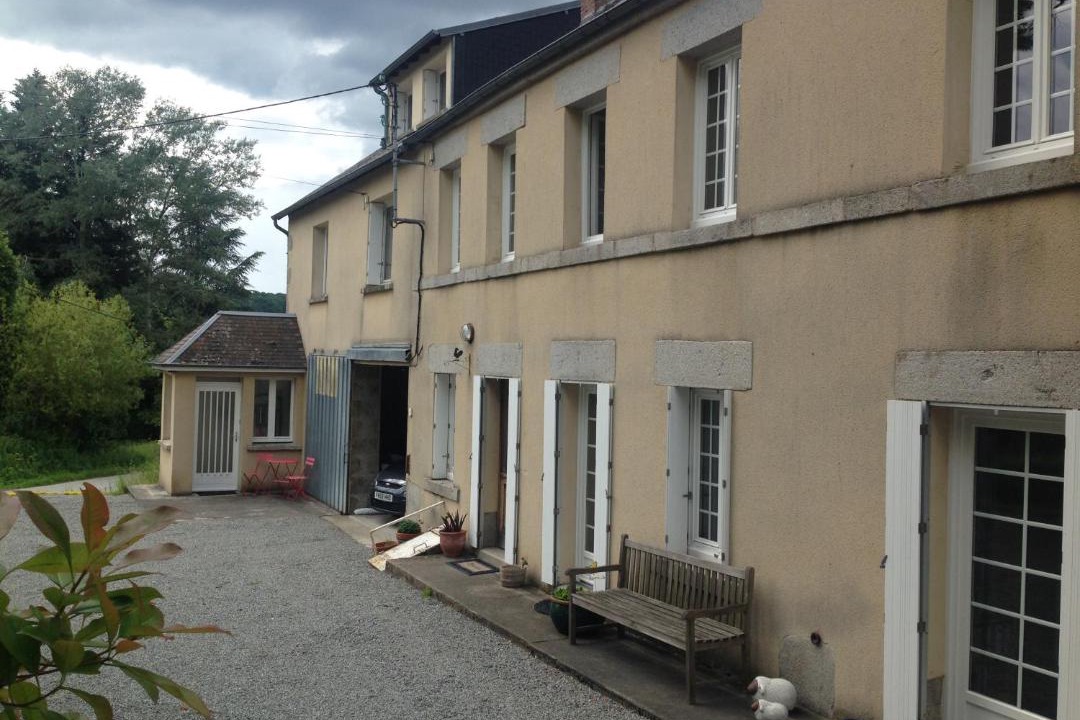 Photo of Buildings in Saint-Yrieix-les-Bois