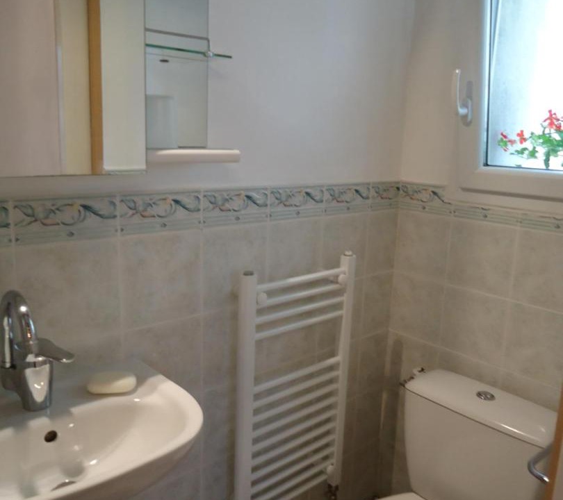 Photo of Bathroom in Engravies