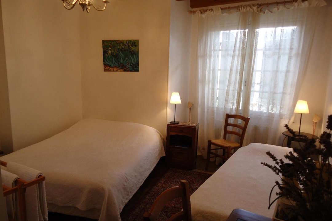 Photo of Bedroom in Engravies