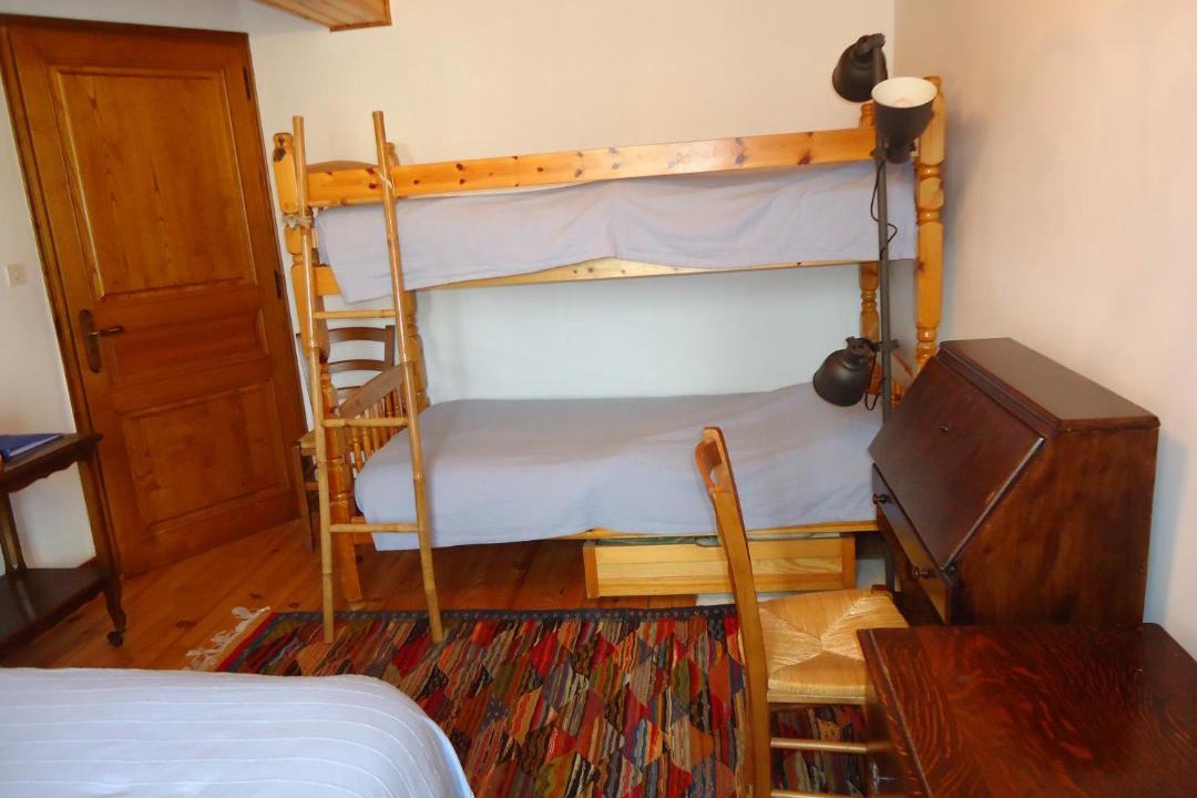 Photo of Bedroom in Engravies