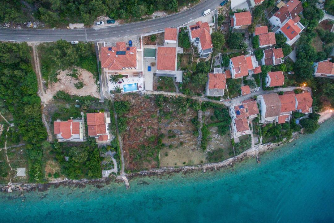Photo of Buildings in Veli Iz