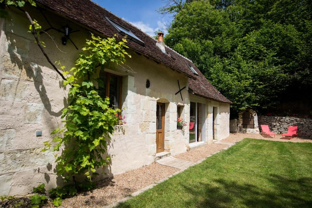 Photo of Buildings in Couture-sur-Loir