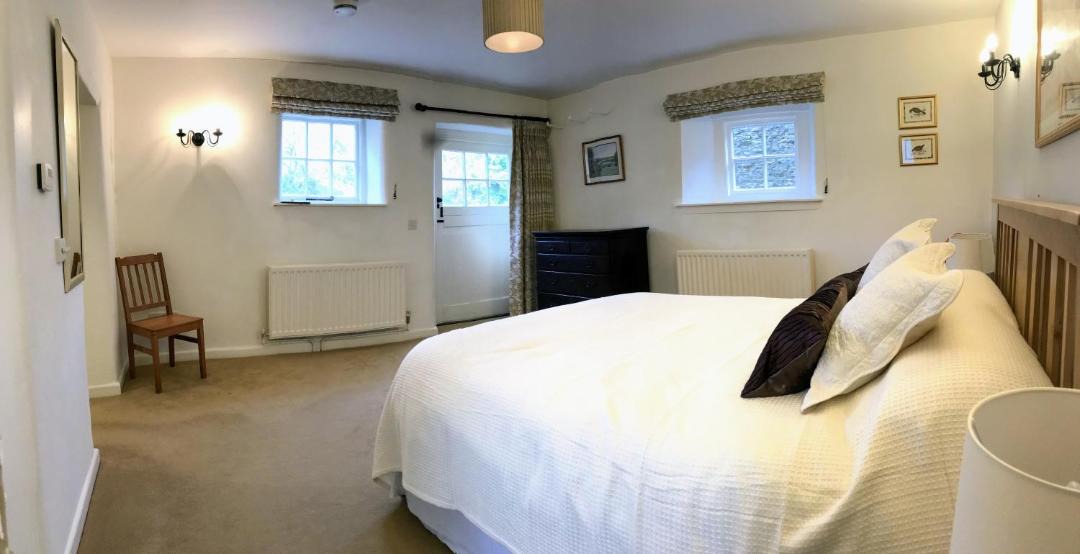 Photo of Bedroom in Farthinghoe