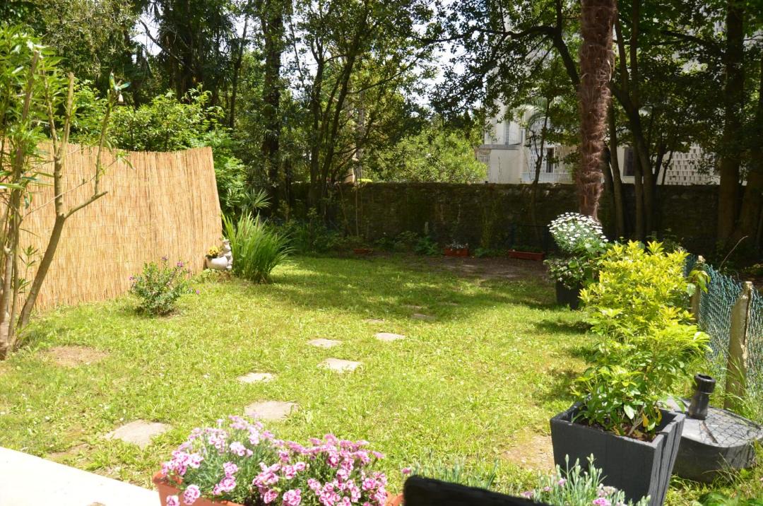 Photo of Others in Bayonne