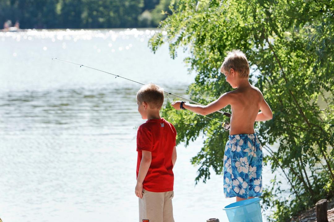 Photo of Human In Picture in Sainte-Catherine-de-Fierbois