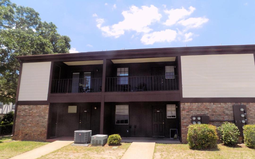 Photo of Buildings in Northwest Pensacola