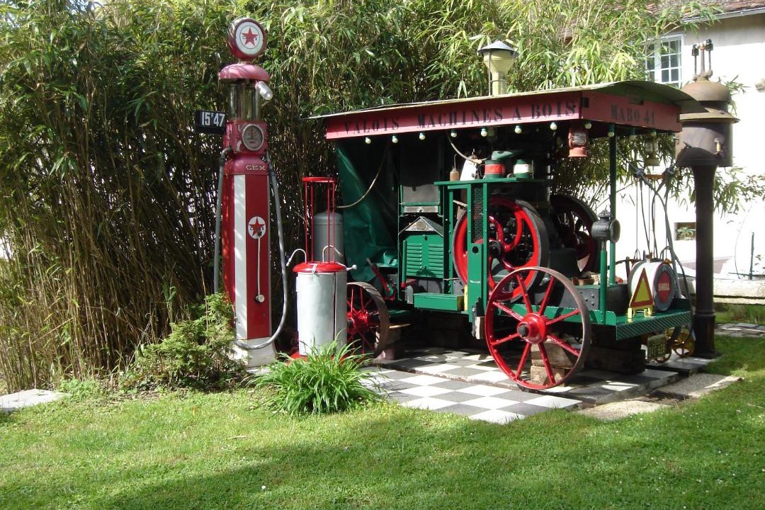 Photo of Others in Mer