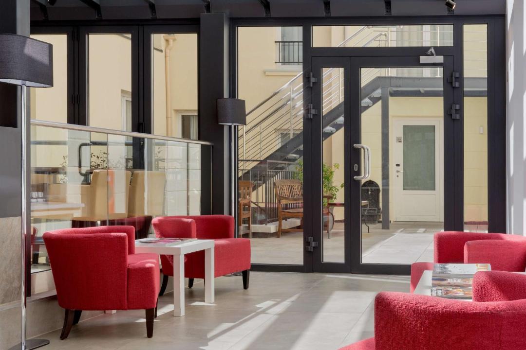 Photo of Others in Puteaux