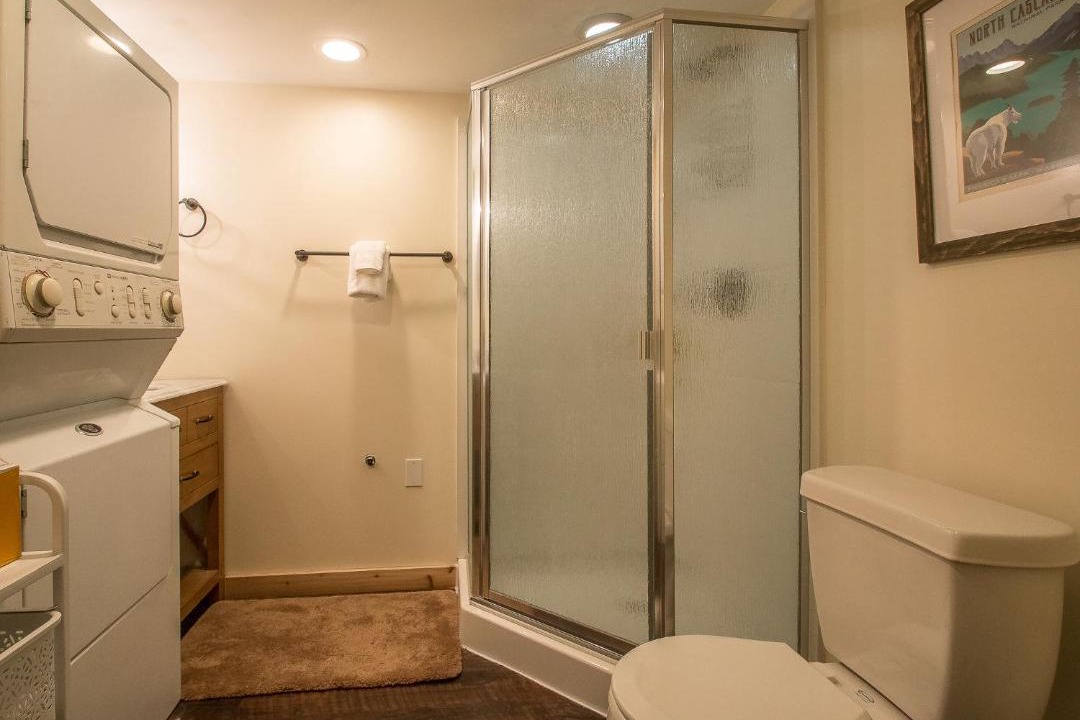 Photo of Bathroom in Ardenvoir