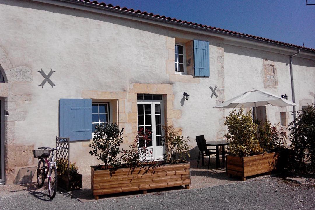 Photo of Buildings in Gemozac