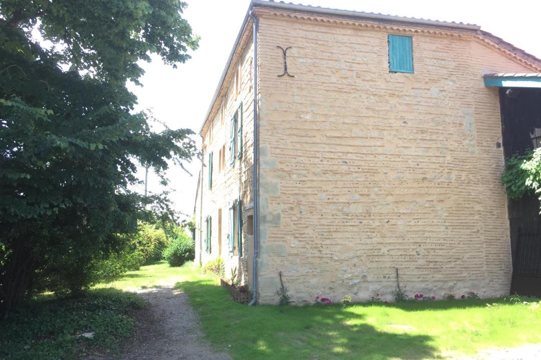 Photo of Others in Caumont-sur-Garonne