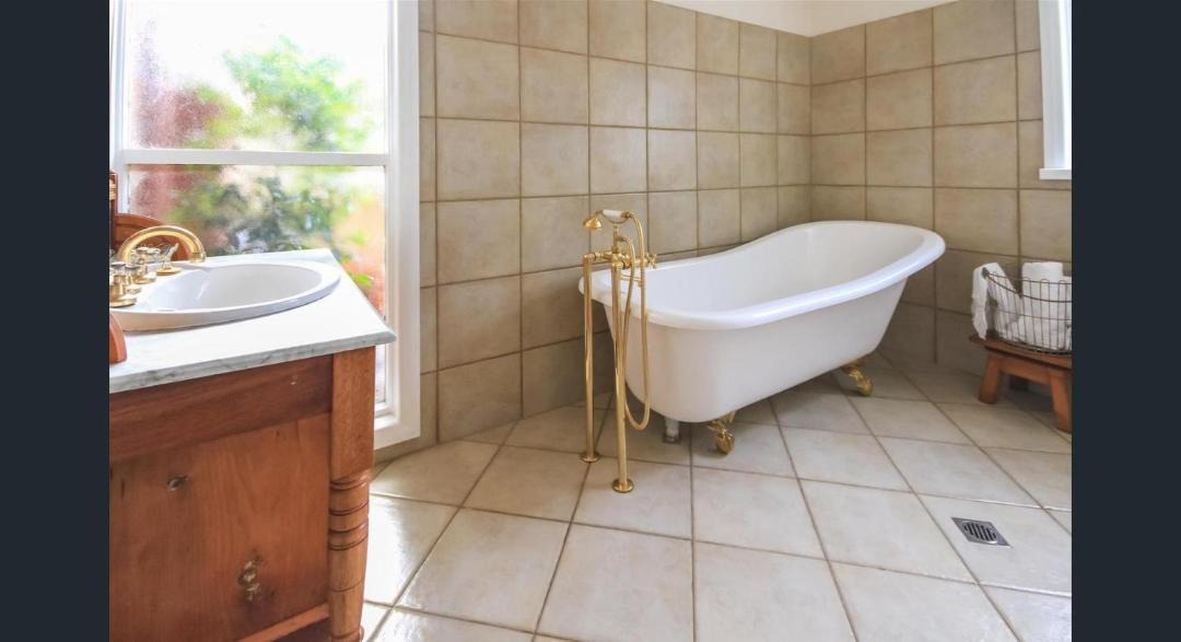 Photo of Bathroom in Tanunda