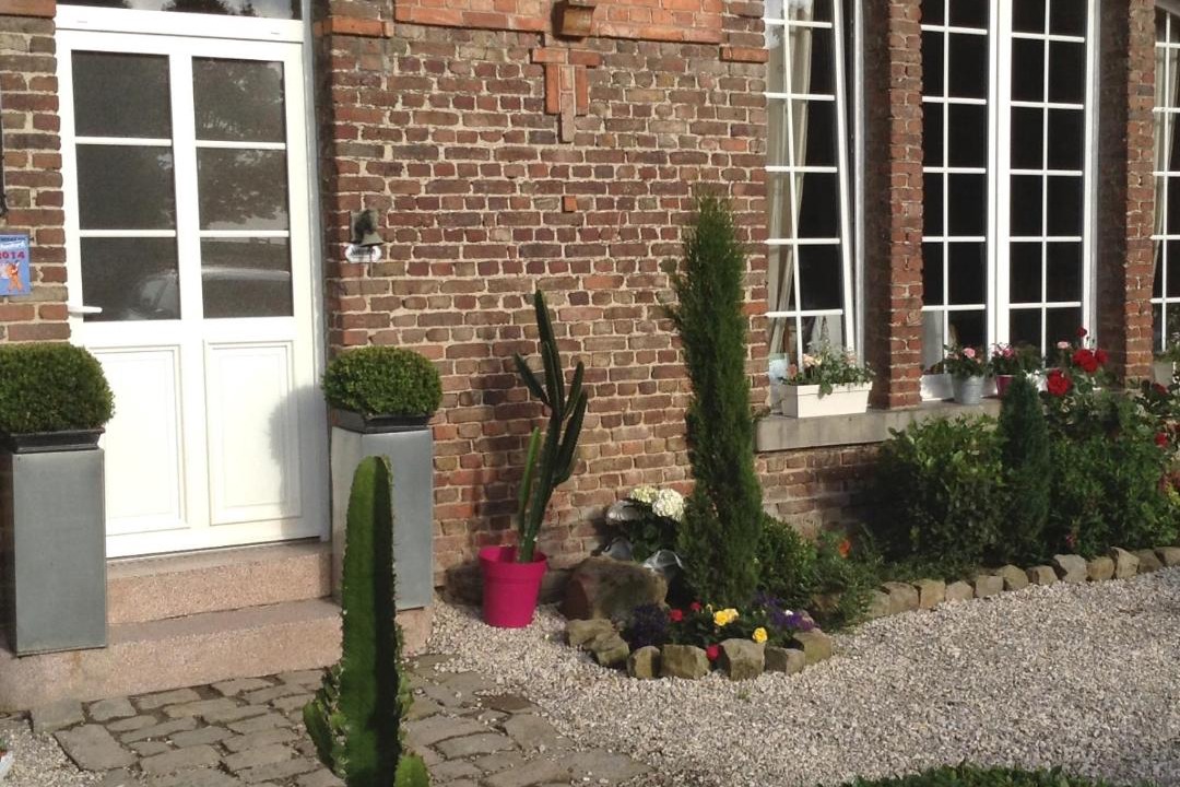 Photo of Others in Dury