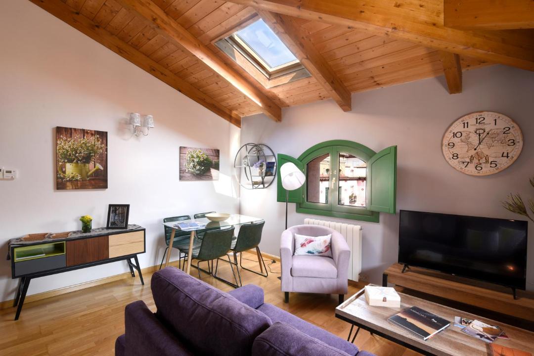 Photo of Livingroom in Alujan