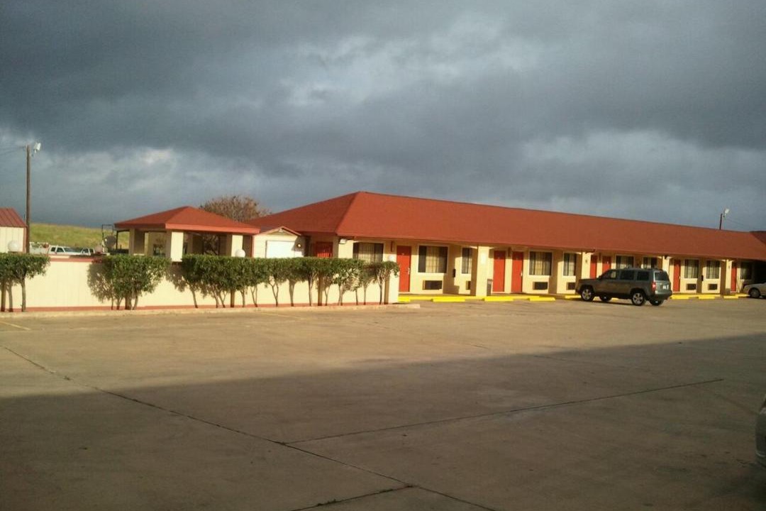 Photo of Others in Pearsall