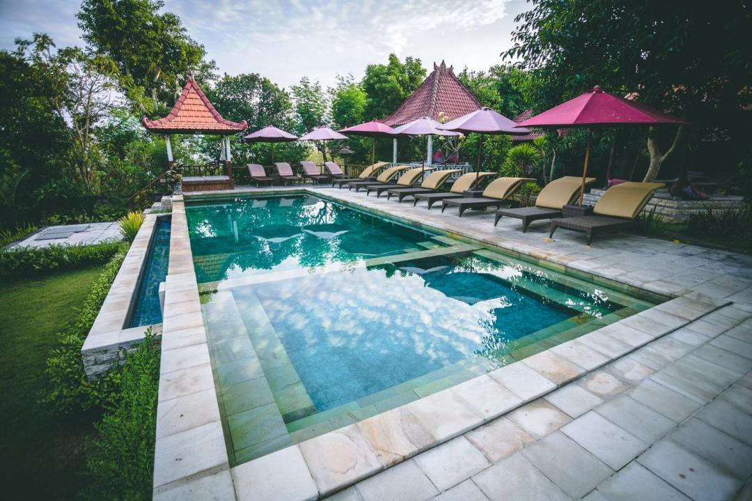 Photo of Others in Mushroom Bay