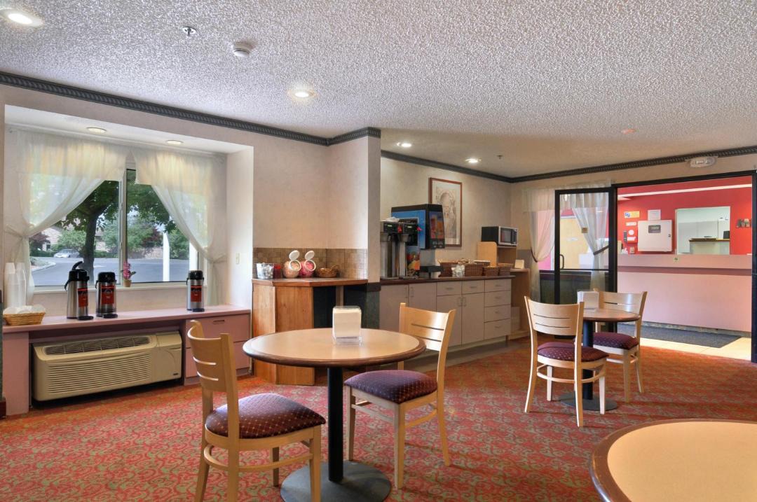Photo of Livingroom in East Syracuse