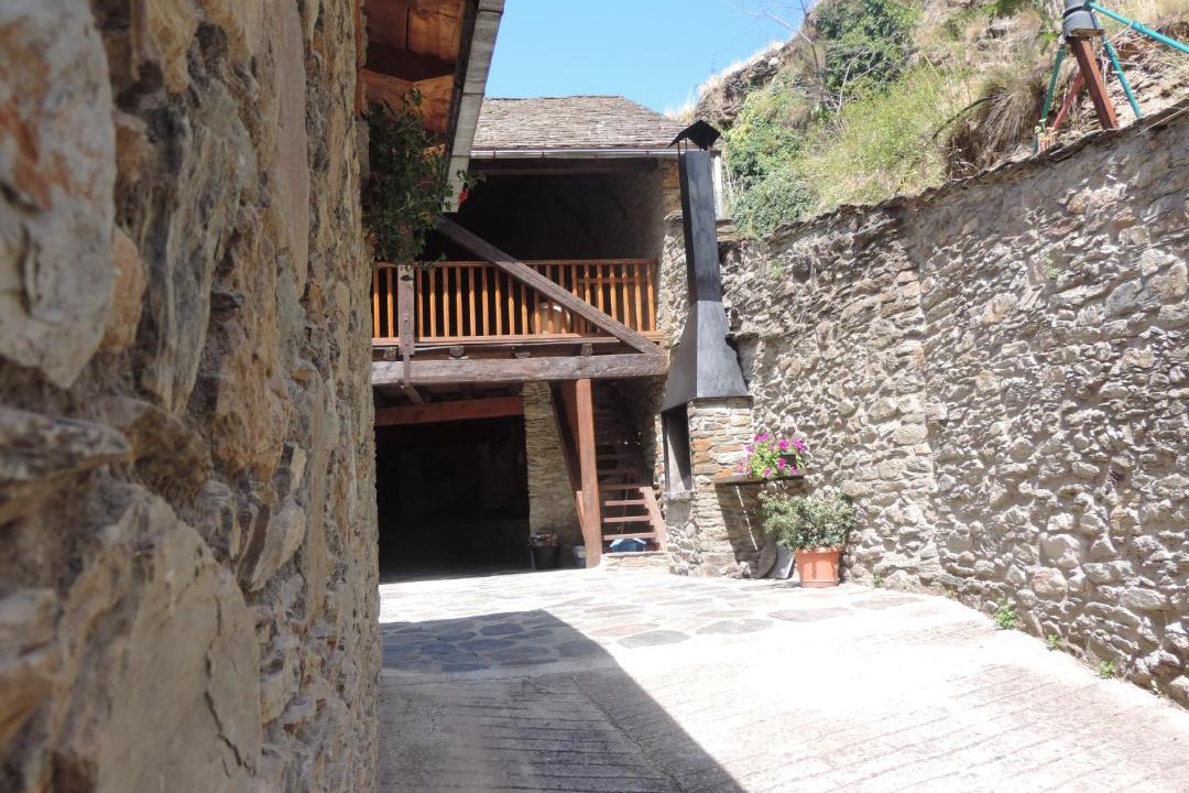 Photo of Others in Castellbo