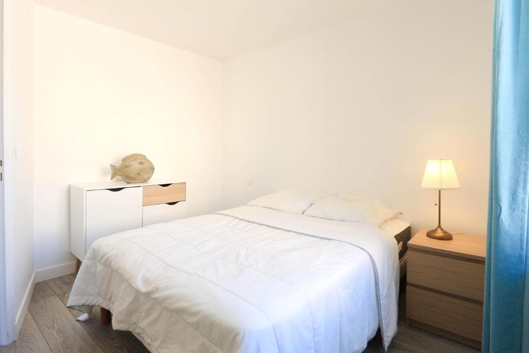 Photo of Bedroom in L'Isle-sur-la-Sorgue