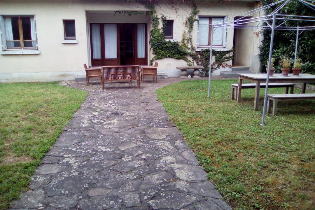 Photo of Buildings in Mirande
