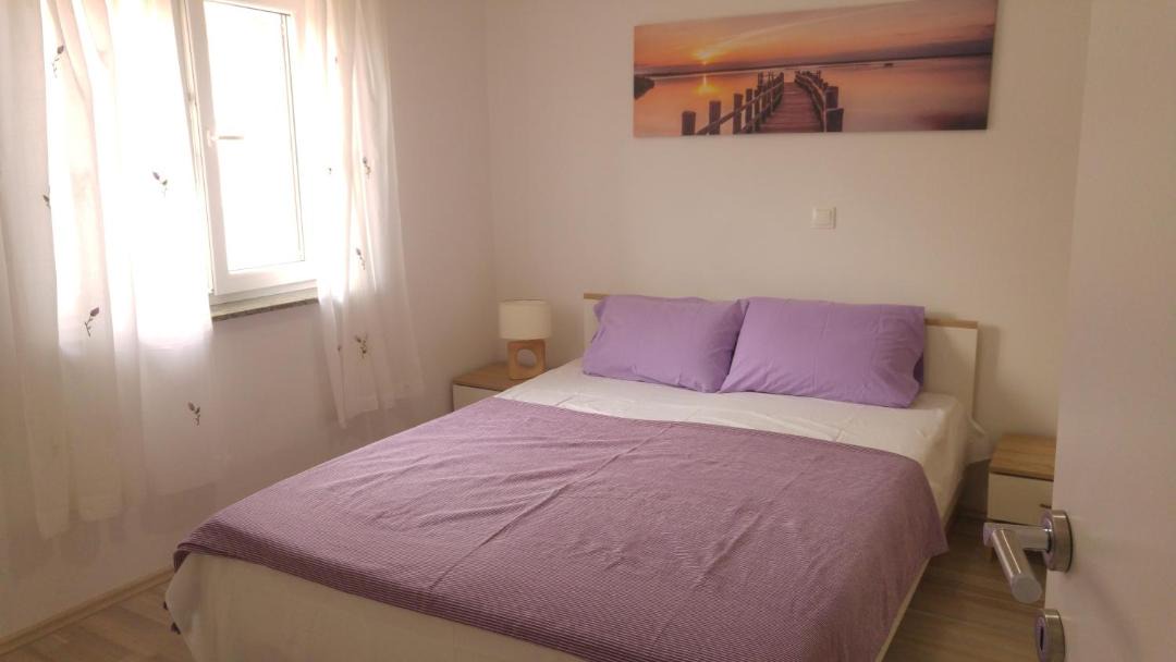 Photo of Bedroom in Punat