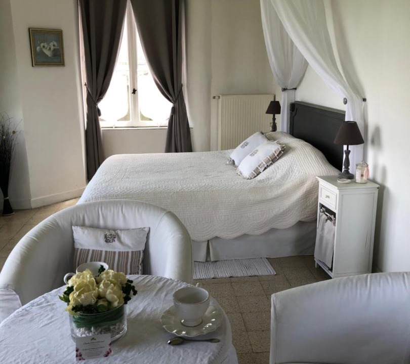 Photo of Others in Saint-Jean-les-Deux-Jumeaux