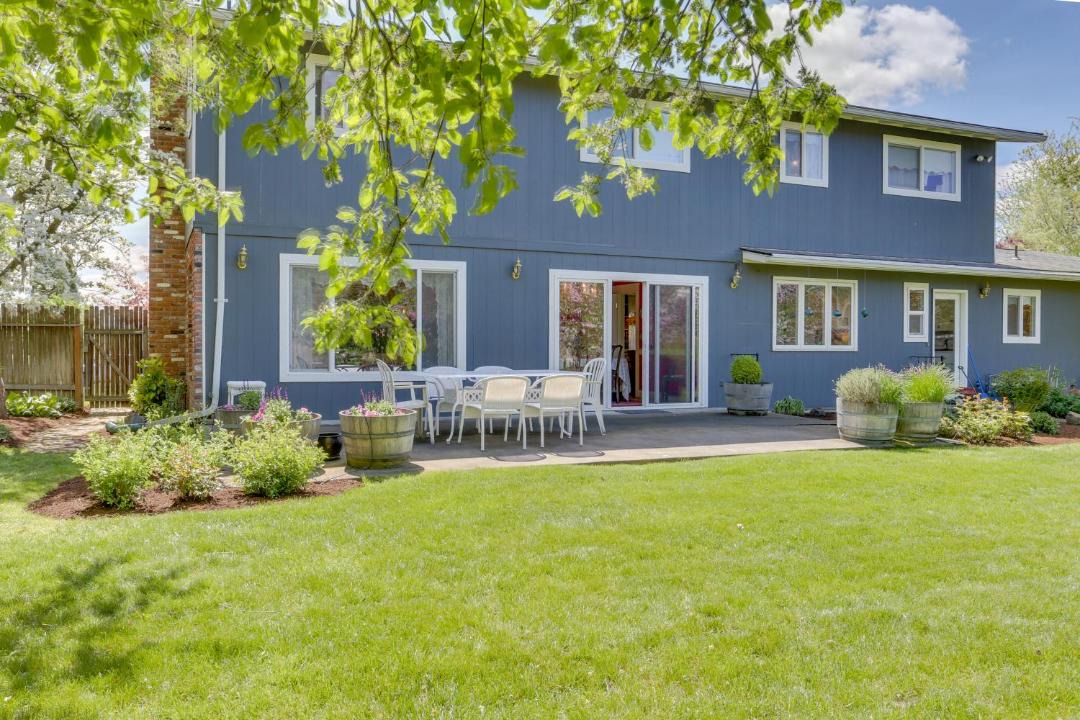 Photo of Others in College Place