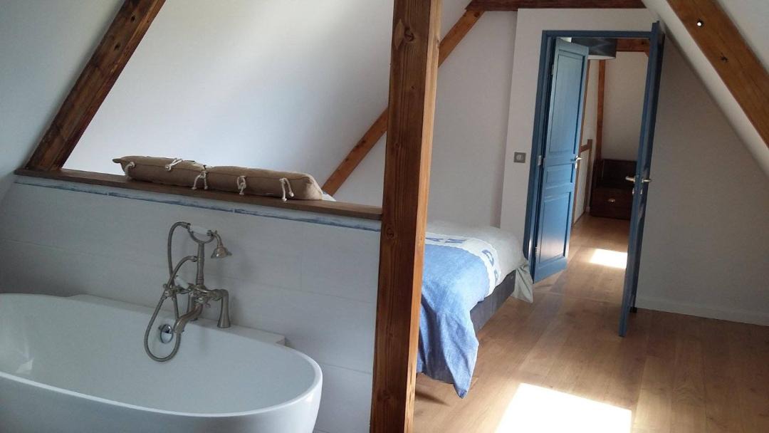 Photo of Bathroom in Les Attaques