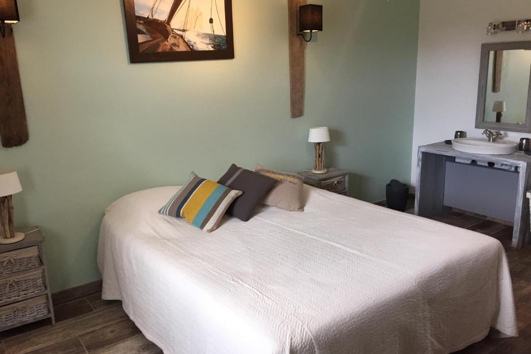 Photo of Bedroom in Les Attaques