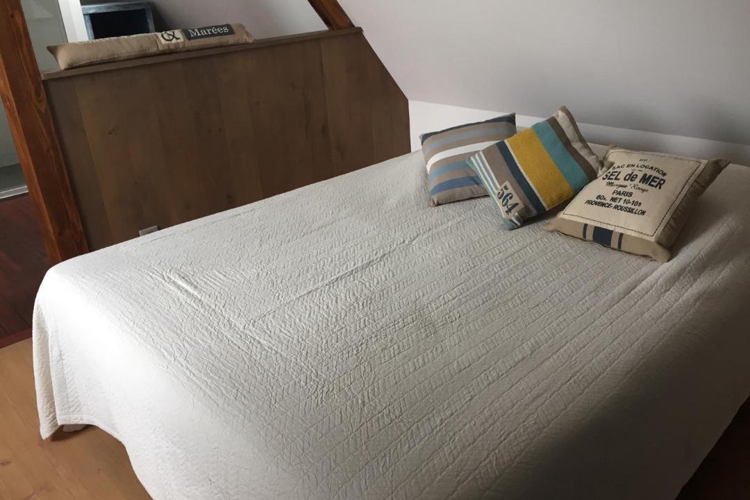 Photo of Bedroom in Les Attaques