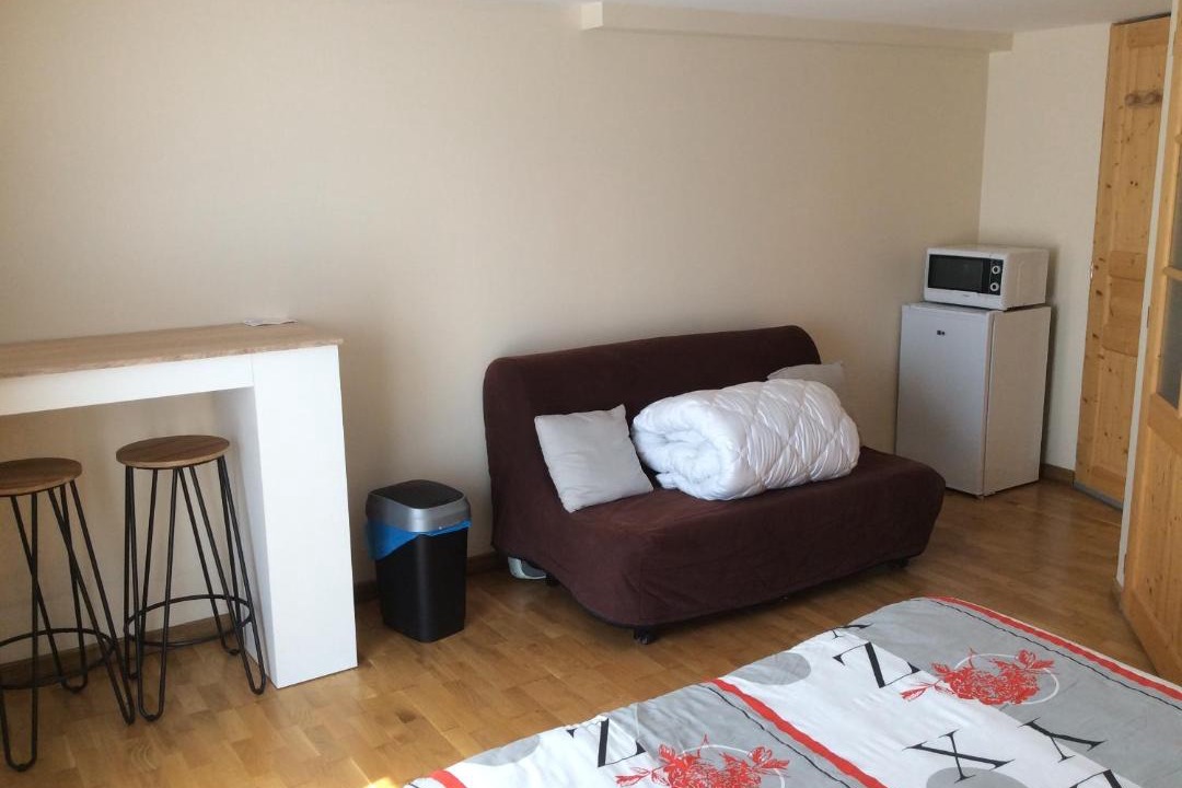 Photo of Others in Echallon