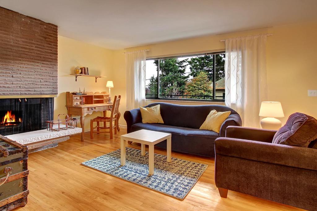 Photo of Livingroom in Fremont