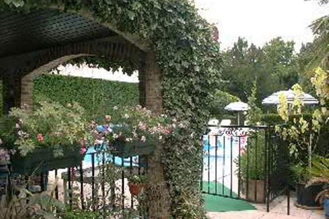 Photo of Others in Veyre-Monton