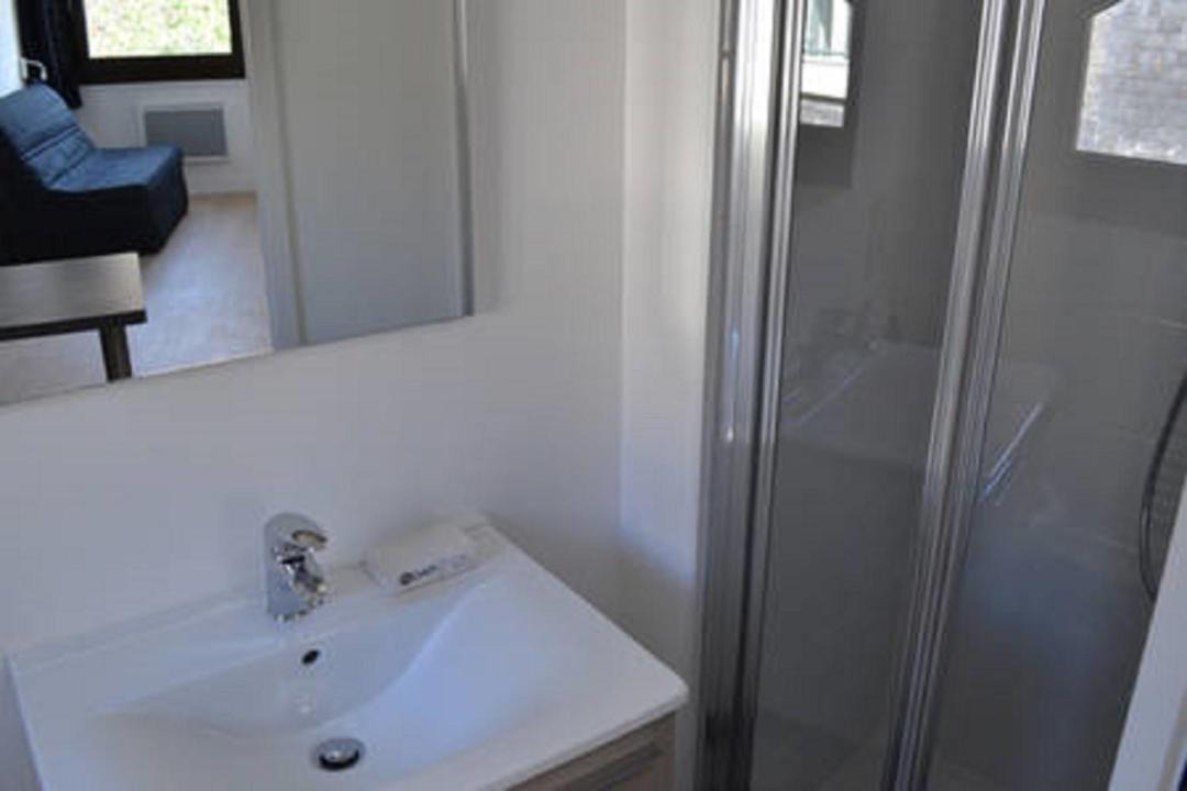 Photo of Bathroom in Dinard