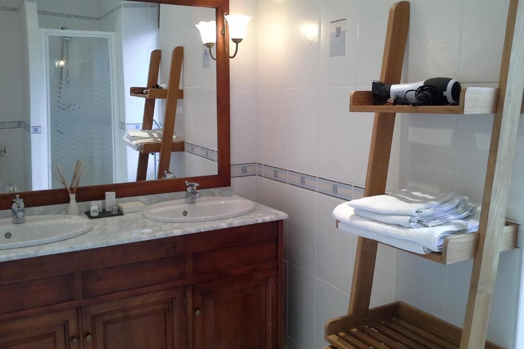Photo of Bathroom in Saint-Philbert-de-Bouaine
