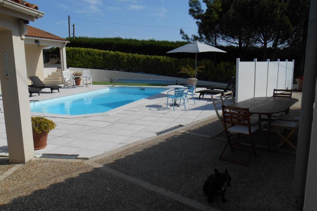 Photo of Others in Cozes