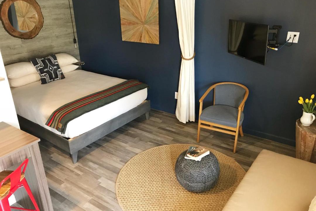 Photo of Others in Woods Hole