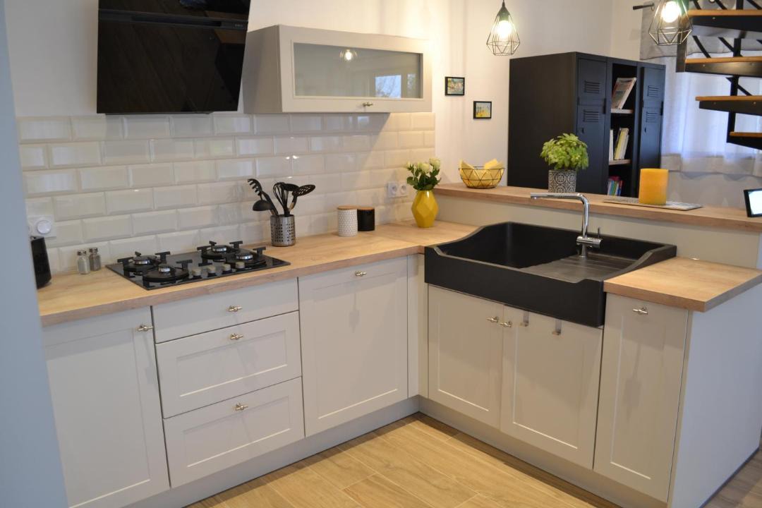 Photo of Kitchen in Mont-Dol