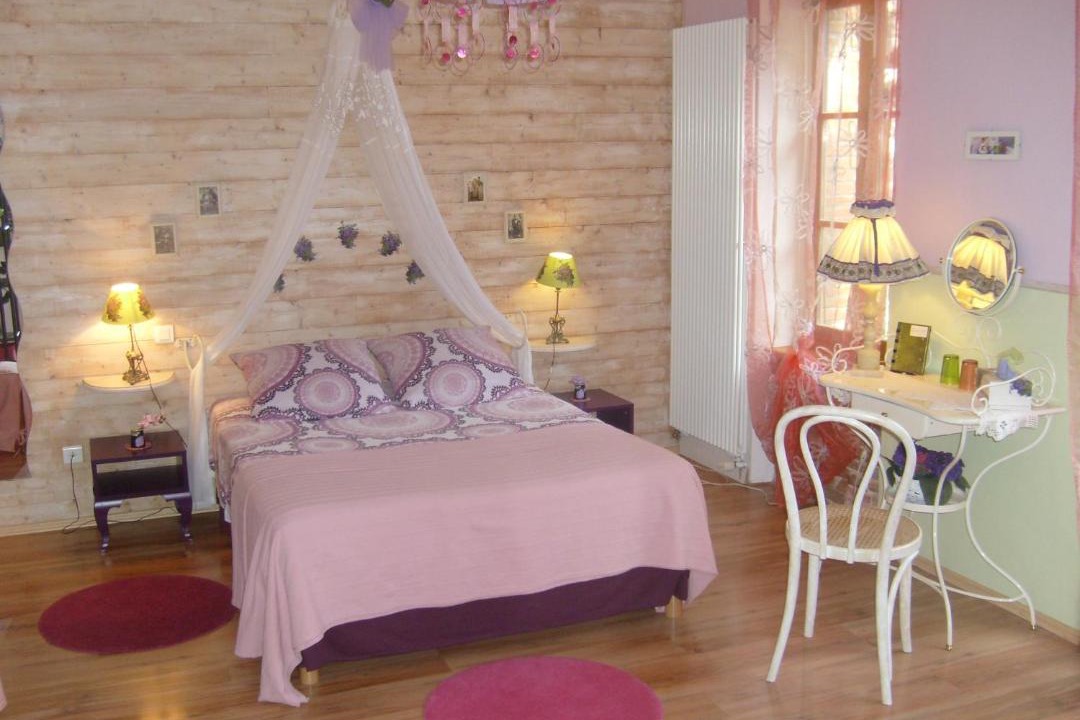 Photo of Bedroom in Donneville