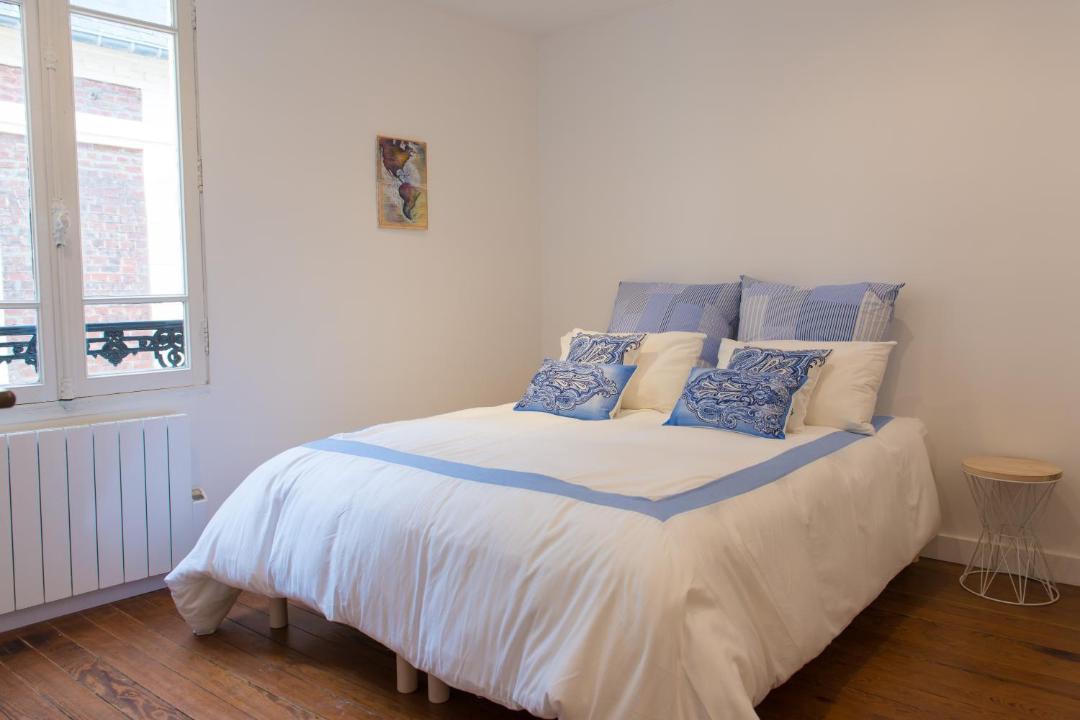 Photo of Bedroom in Trouville-sur-Mer
