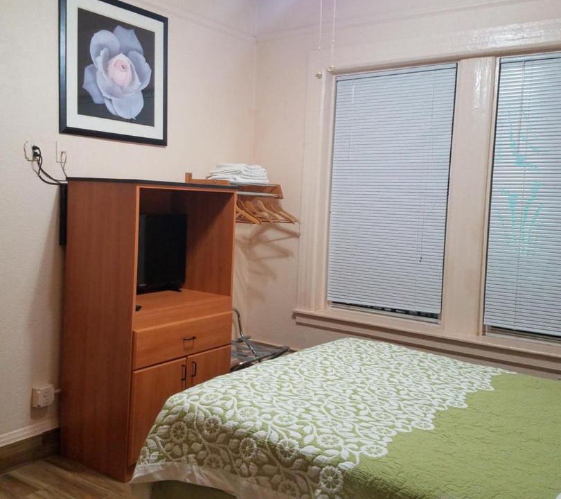 Photo of Bedroom in Tenderloin