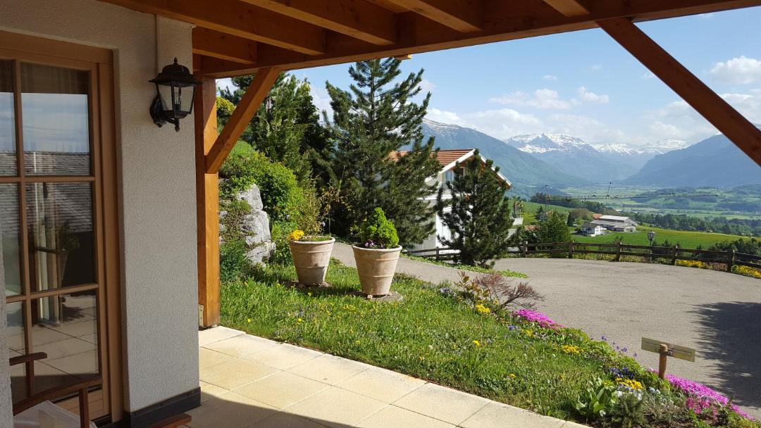 Photo of Others in Ernetschwil