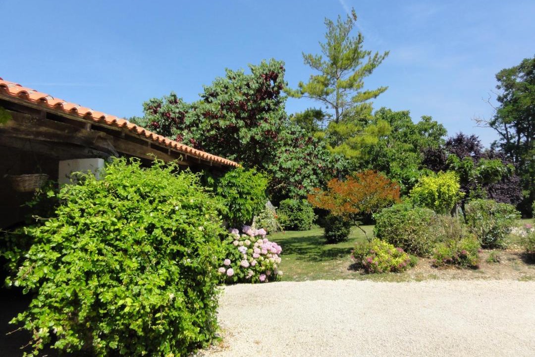 Photo of Others in Le Poire-sur-Velluire
