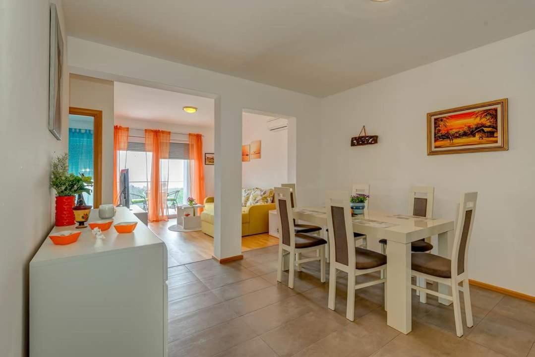Photo of Livingroom in Znjan